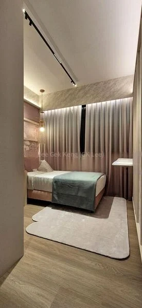 4 Bed Executive Condo for Sale in Otto Place - Image 7