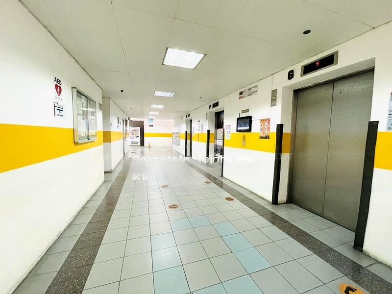 Light Industrial (B1) for Rent: FUNCTIONAL WORKSPACE, ideal for All Operations, Ancillary use, and Storage. High Power. 6 minutes walk to UBI MRT. - Image 2