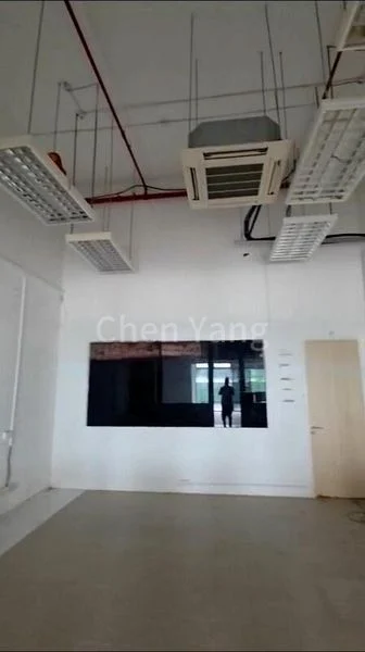 Light Industrial (B1) for Rent: Wintech Centre - Image 3