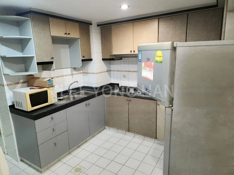 3 Bed Condo for Rent in  Escada View - Image 4