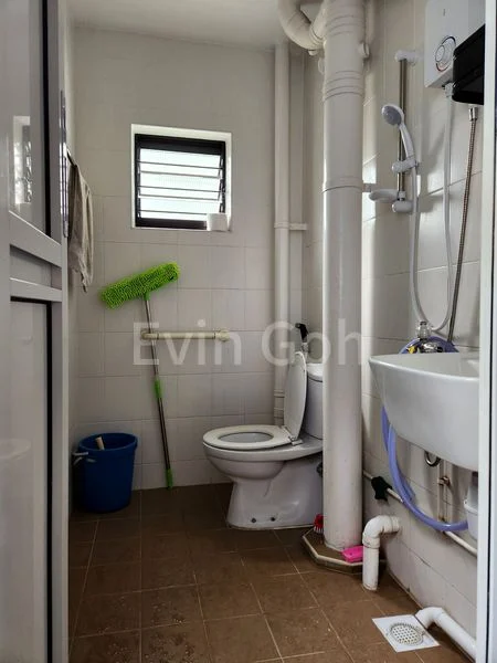 Common Room (HDB) for Rent in  155 Woodlands Street 13 - Image 3