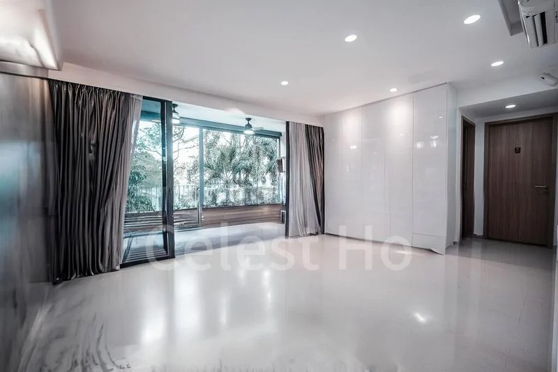 3 Bed Executive Condo for Sale in  Twin Fountains - Image 2