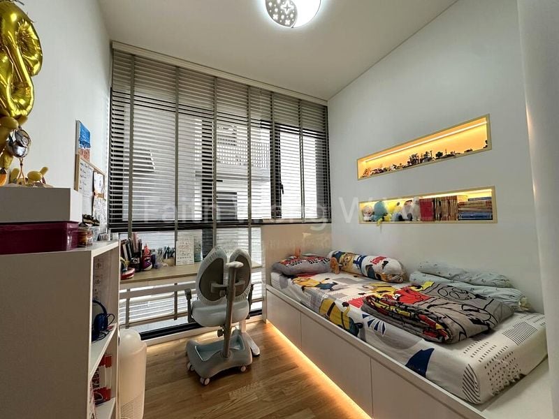 4 Bed Condo for Sale in Avenue South Residence - Image 5