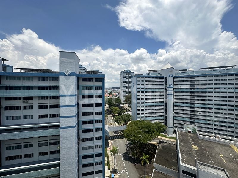 Common Room (HDB) for Rent in  63 Marine Drive - Image 4