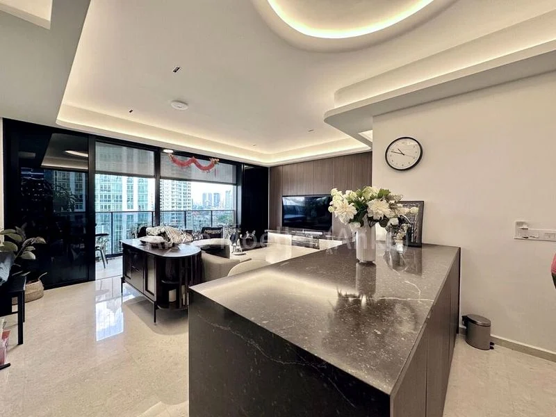 4 Bed Condo for Rent in Kopar At Newton - Image 3