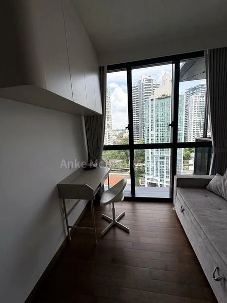 4 Bed Condo for Rent in Kopar At Newton - Image 14