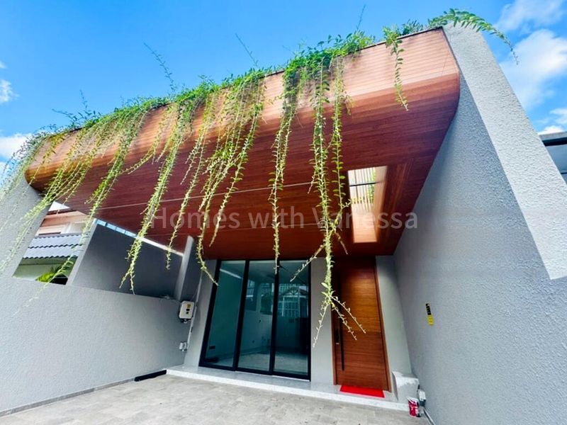 5 Bed Terraced House (Landed) for Sale in  Regent Villas - Image 2