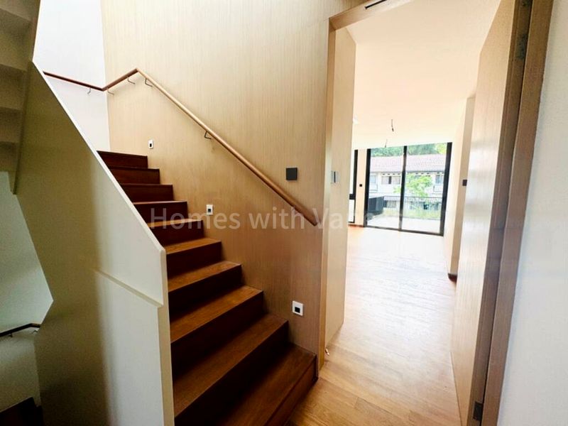 5 Bed Terraced House (Landed) for Sale in  Regent Villas - Image 12