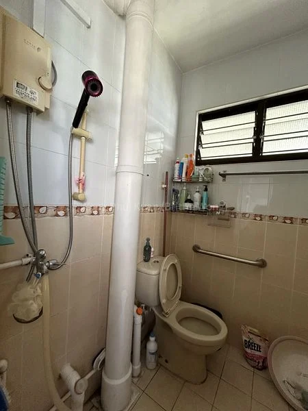 3 Room (3STD) HDB for Rent in 712 Bedok Reservoir Road - Image 4