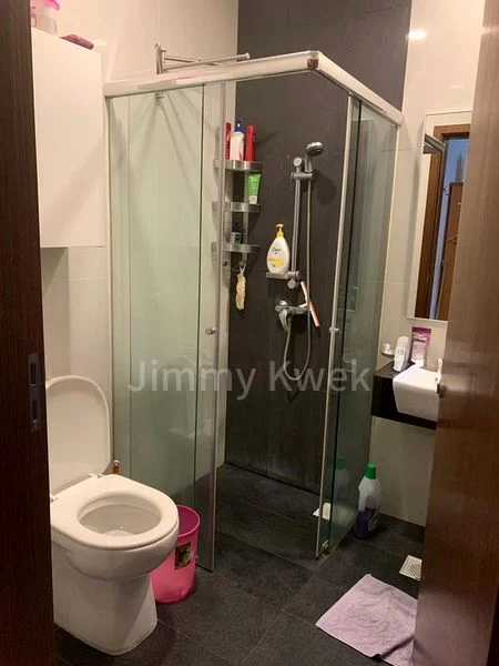 2 Bed Condo for Rent in  Parc Elegance - Image 4