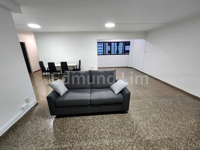 Executive HDB for Rent in  250D Compassvale Street - Image 1