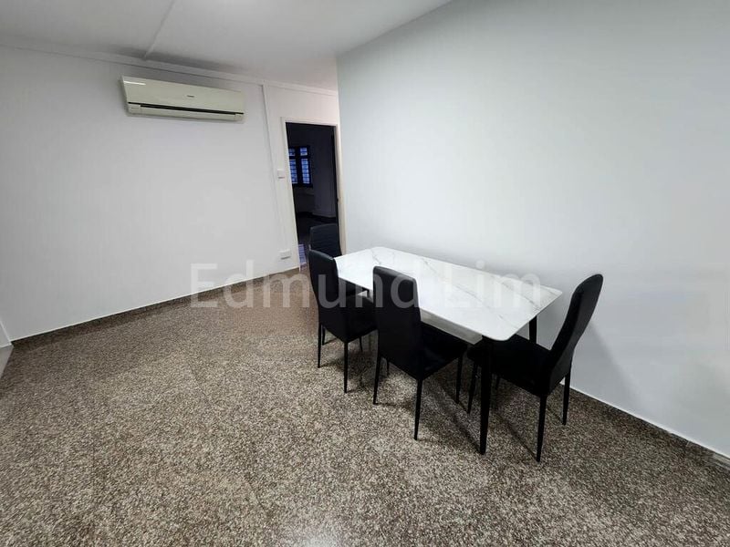 Executive HDB for Rent in  250D Compassvale Street - Image 2