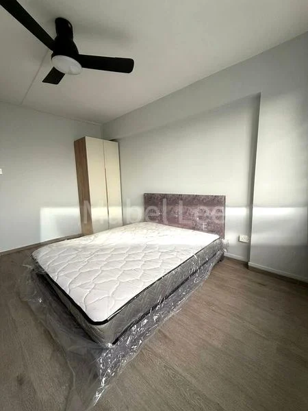 Common Room (HDB) for Rent in  230 Jurong East Street 21 - Image 1