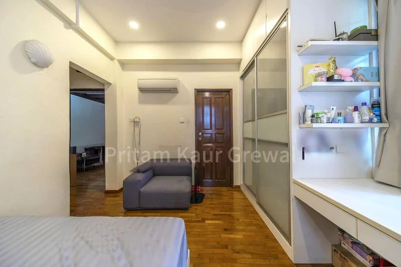 6 Bed Semi-Detached House (Landed) for Rent in  Lucky Park - Image 3