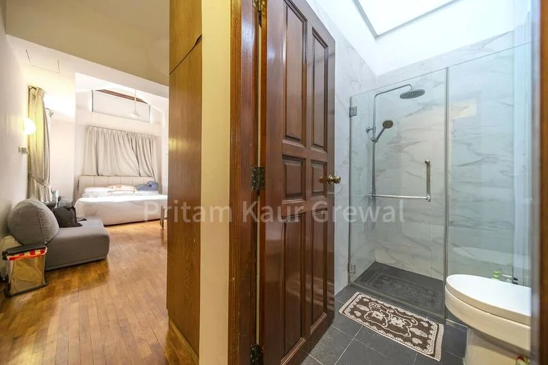 6 Bed Semi-Detached House (Landed) for Rent in  Lucky Park - Image 5