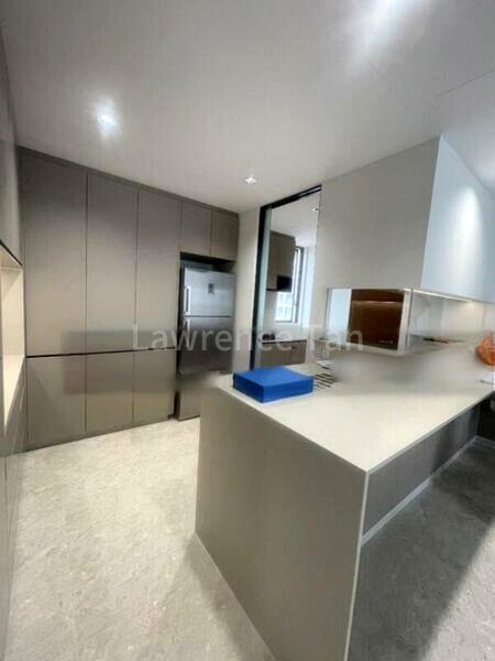 3 Bed Apartment (Condo) for Rent in  33 Devonshire - Image 2