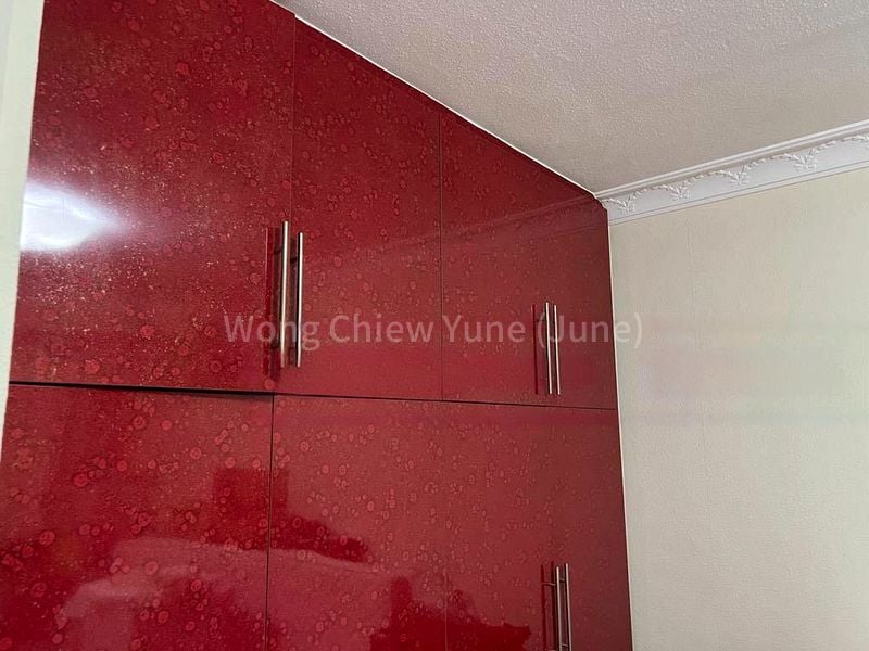 Maisonette HDB for Rent in  858 Tampines Avenue 5 - Image 9