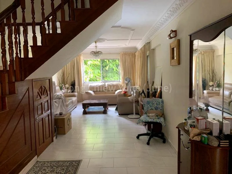 Maisonette HDB for Rent in  858 Tampines Avenue 5 - Image 1