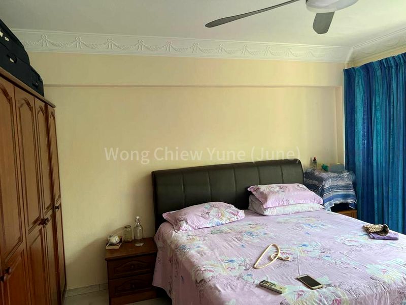 Maisonette HDB for Rent in  858 Tampines Avenue 5 - Image 8