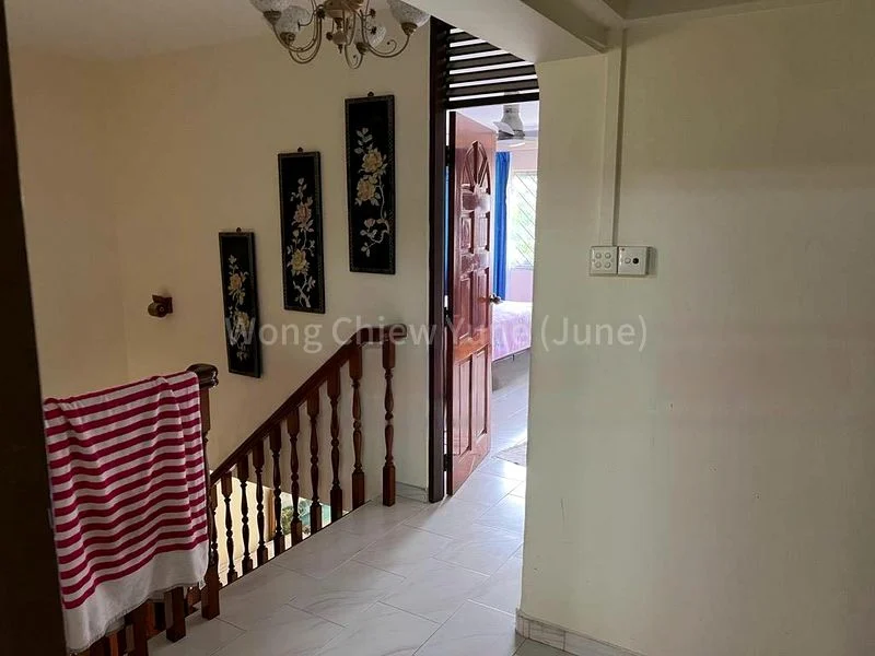 Maisonette HDB for Rent in  858 Tampines Avenue 5 - Image 6