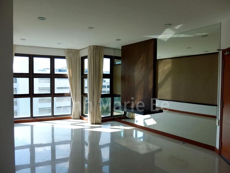 3 Bed Condo for Rent in  Boonview - Image 5