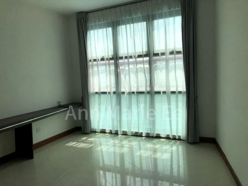 3 Bed Condo for Rent in  Boonview - Image 2