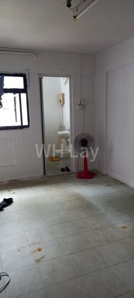 4 Room (4STD) HDB for Rent in  605 Yishun Street 61 - Image 3