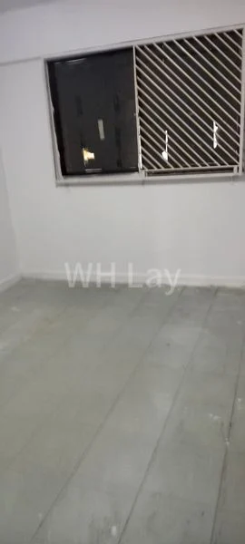 4 Room (4STD) HDB for Rent in  605 Yishun Street 61 - Image 4