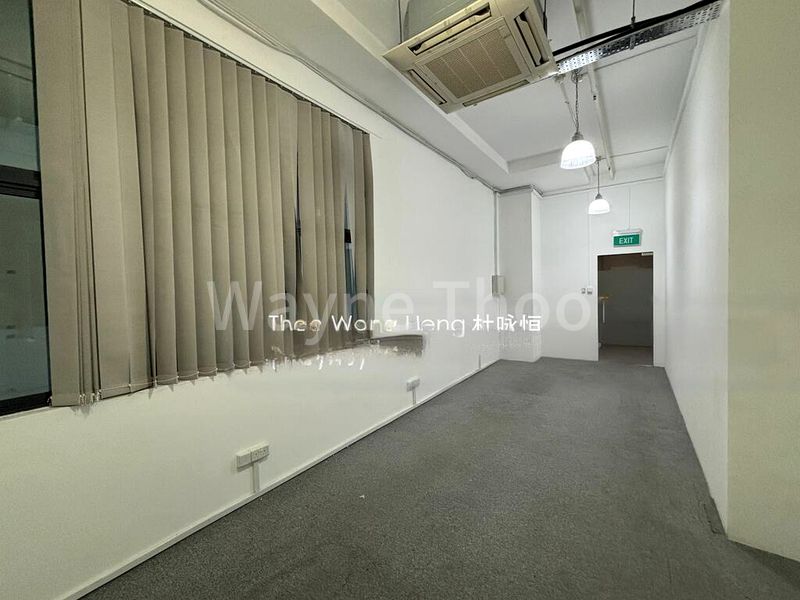 Light Industrial (B1) for Rent: Woodlands 11 - Image 5
