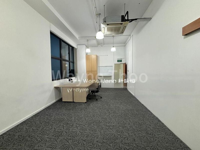 Light Industrial (B1) for Rent: Woodlands 11 - Image 3