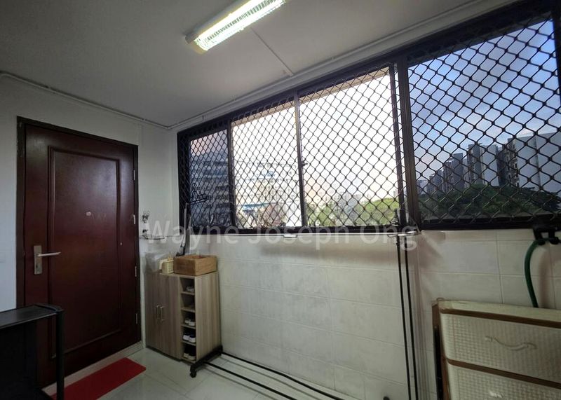 5 Room (5I) HDB for Sale in  163 Simei Road - Image 5