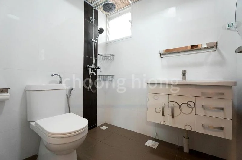 5 Room (5A) HDB for Sale in 42A Margaret Drive - Image 11