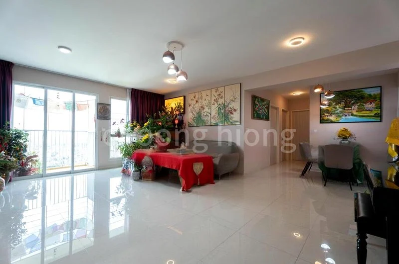 5 Room (5A) HDB for Sale in 42A Margaret Drive - Image 3