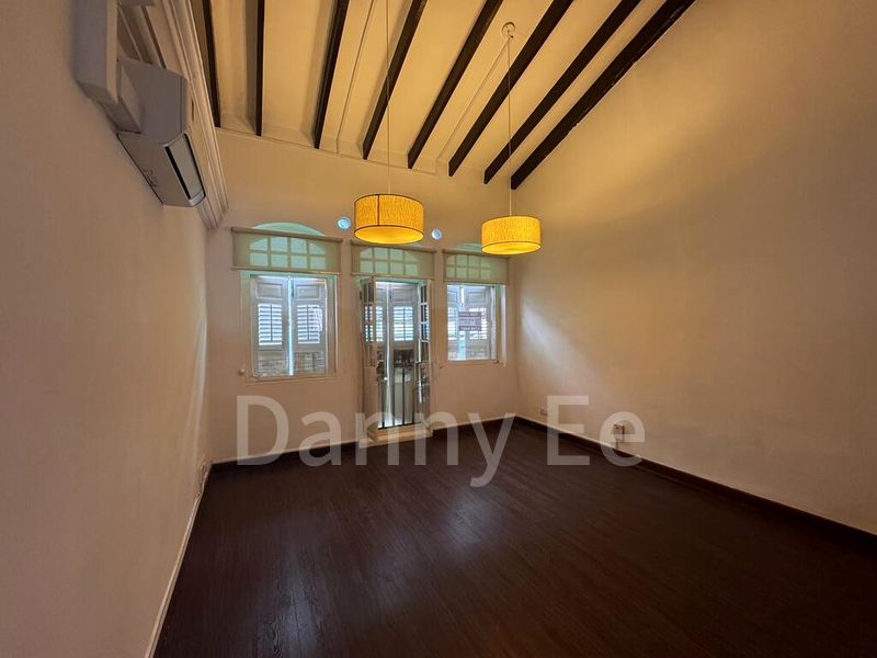 Shop / Shophouse for Rent: Club Street - Image 6