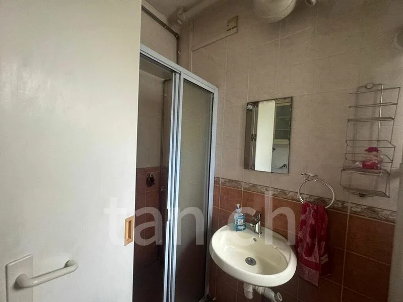 5 Room (5I) HDB for Sale in 321B Anchorvale Drive - Image 8