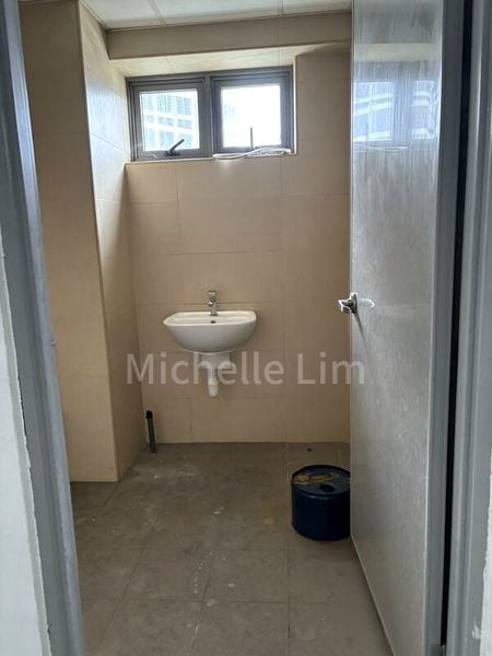 Light Industrial (B1) for Sale: Eco-Tech @ Sunview - Image 3