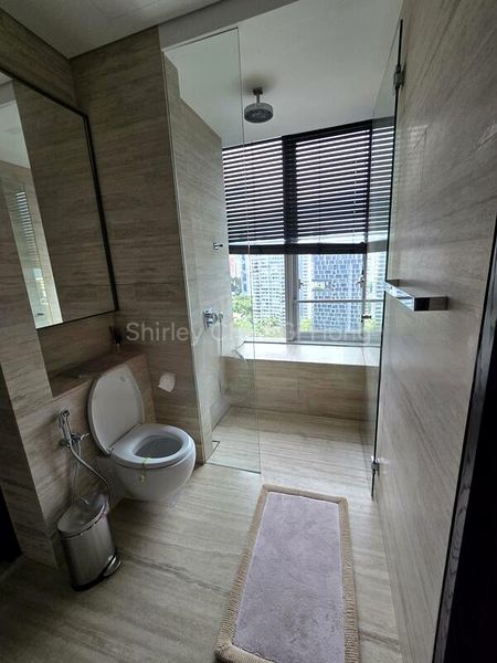 4 Bed Condo for Sale in  Twentyone Angullia Park - Image 12