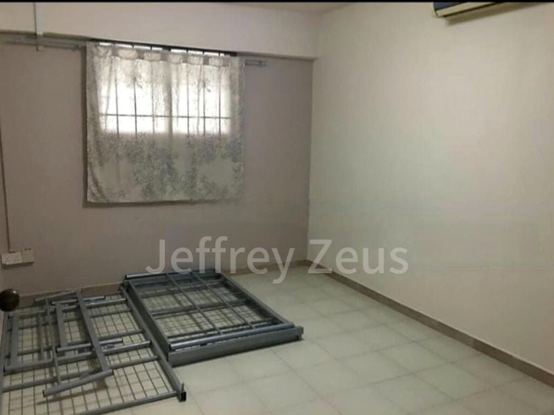 3 Room (3NG) HDB for Sale in  507 West Coast Drive - Image 1