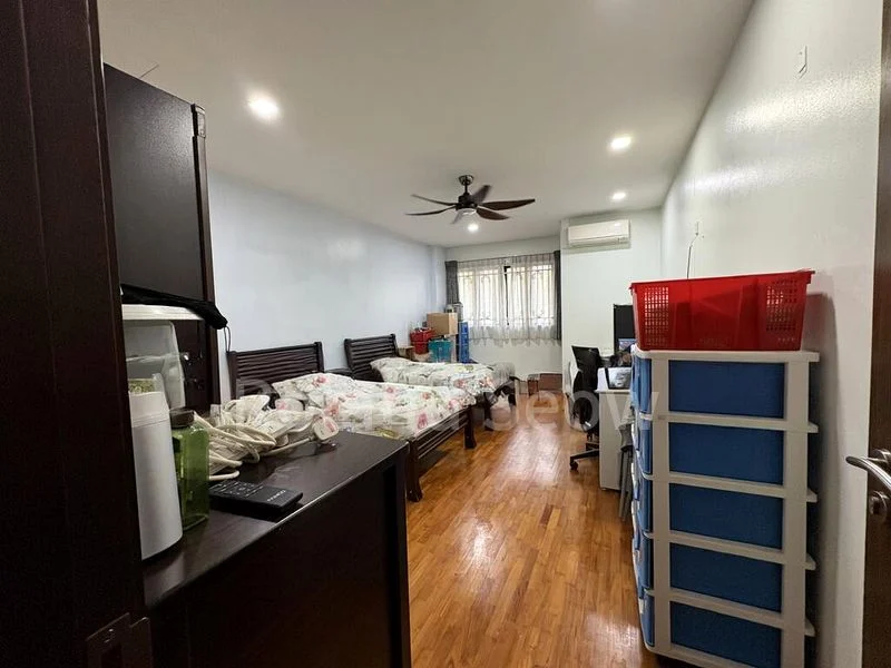 7 Bed Semi-Detached House (Landed) for Sale in  Seletar Hills Estate - Image 3