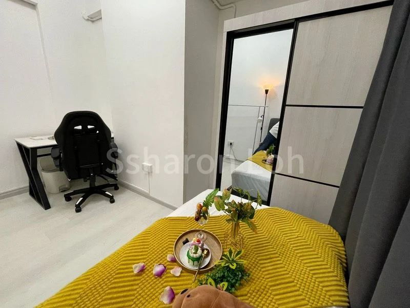 Common Room (Condo) for Rent in  Textile Centre - Image 3