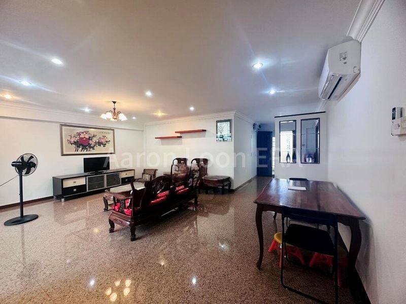 5 Room (5I) HDB for Sale in  262D Compassvale Street - Image 3