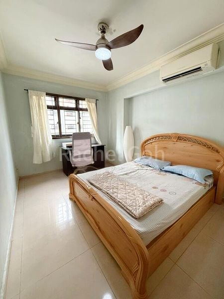 5 Room (5I) HDB for Sale in 672A Jurong West Street 65 - Image 1