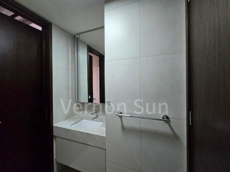 1 Bed Condo for Rent in  Forett@Bukit Timah - Image 7
