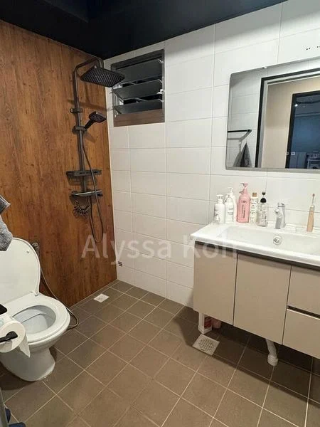 Common Room (HDB) for Rent in  443A Bukit Batok West Avenue 8 - Image 5