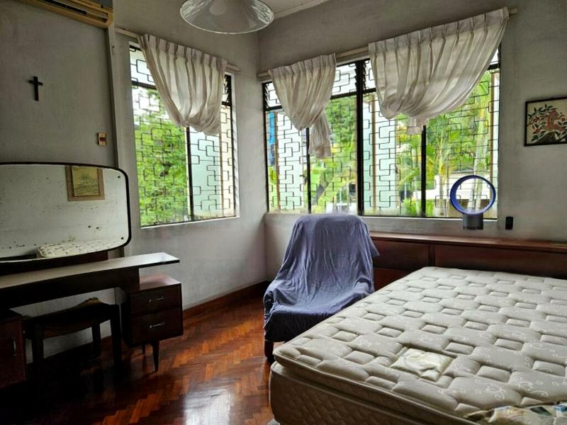 4 Bed Semi-Detached House (Landed) for Sale in  Hillcrest Park - Image 5