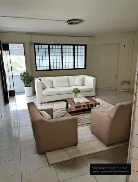 3 Room (3NG) HDB for Sale in  531 Jurong West Street 52 - Image 1