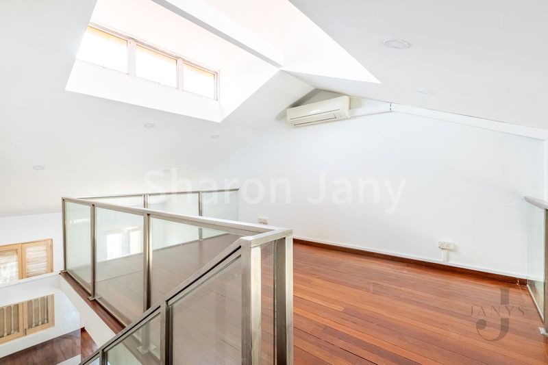 Shop / Shophouse for Sale in  Kampong Glam Conservation Area - Image 4