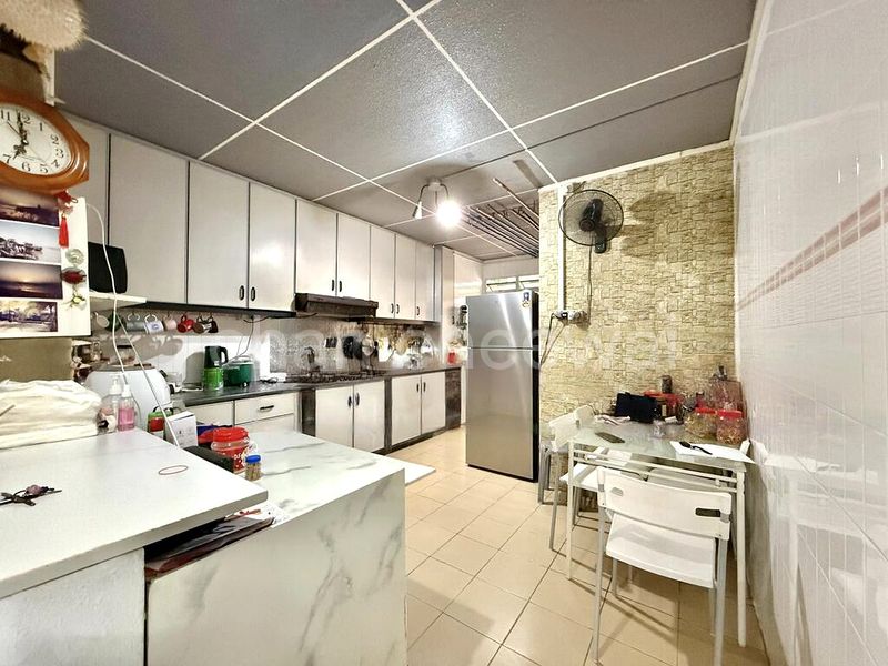 5 Room (5I) HDB for Sale in 159 Simei Road - Image 7