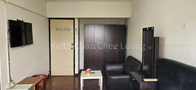 Master Room (Condo) for Rent in  People's Park Complex - Image 2