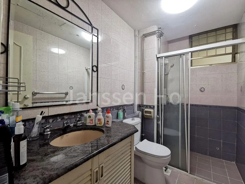 Room (Condo) for Rent in  Astoria Park - Image 5